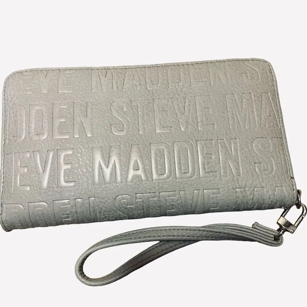 Steve Madden Wallet - Picture 2 of 4